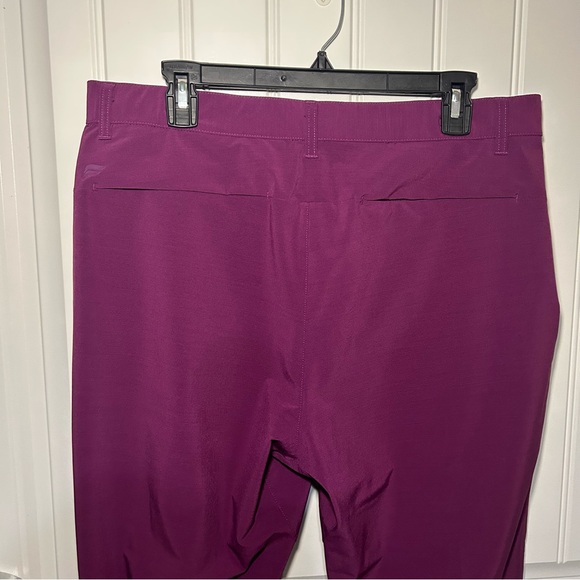 Fabletics Purple Pleated Pants Size Large - Picture 4 of 8
